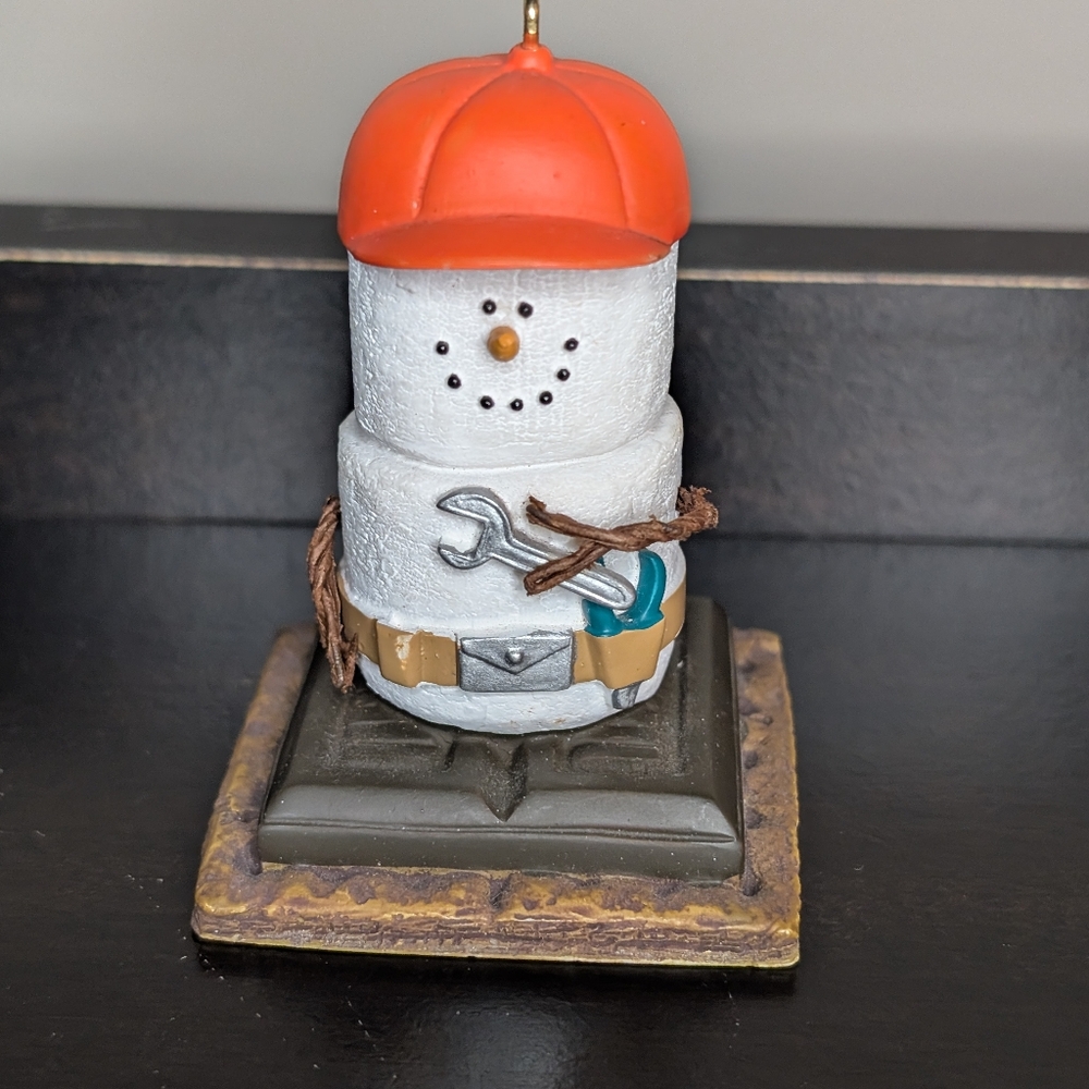 The Original S'mores Ornamen Christmas Collectable CONSTRUCTION WORKER Tools Dad